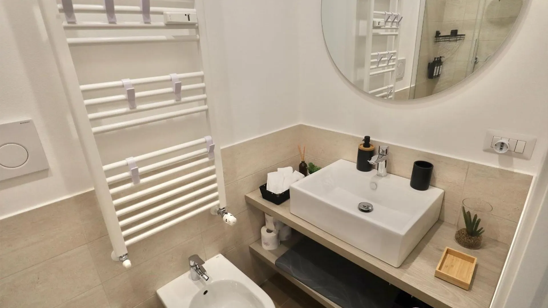 شقة Olive Suite Milano - Duomo, Navigli, University إيطاليا